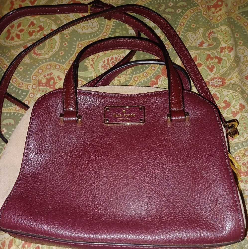 Kate Spade New York burgundy maroon beige leather handbag shoulder bag purse